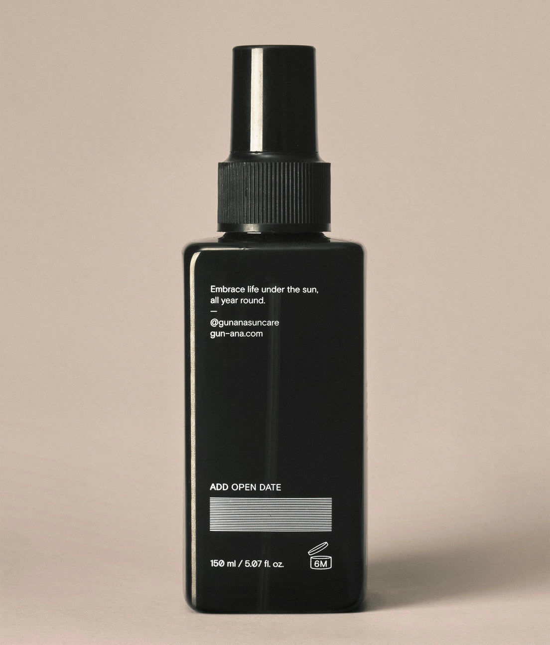 hudvård - 
Gun Ana Face Cream SPF 50 är en daglig ansiktskräm som fungerar som en kraftfull skyddsbarriär mot UVA-, UVB- och HEV-ljus.